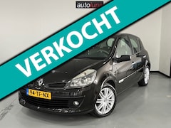 Renault Clio - 1.6-16V Initiale