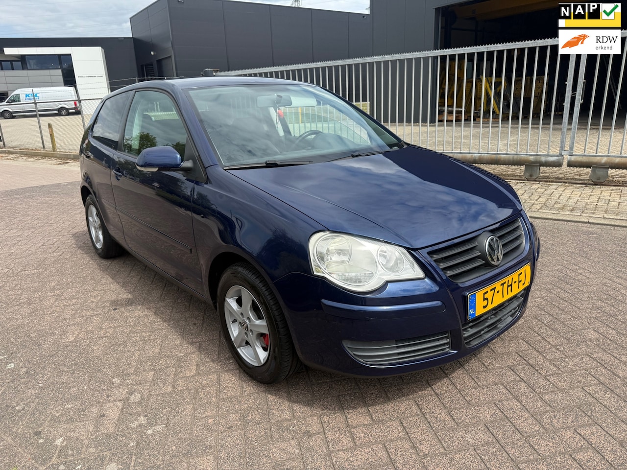 Volkswagen Polo - 1.2-12V Optive *NWE APK* - AutoWereld.nl