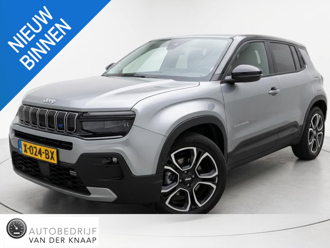 Jeep Avenger - Black Edition 54 kWh SOH 96,7% | Clima | Cruise | Apple Carplay/Navi | PDC + 360 camera | - AutoWereld.nl