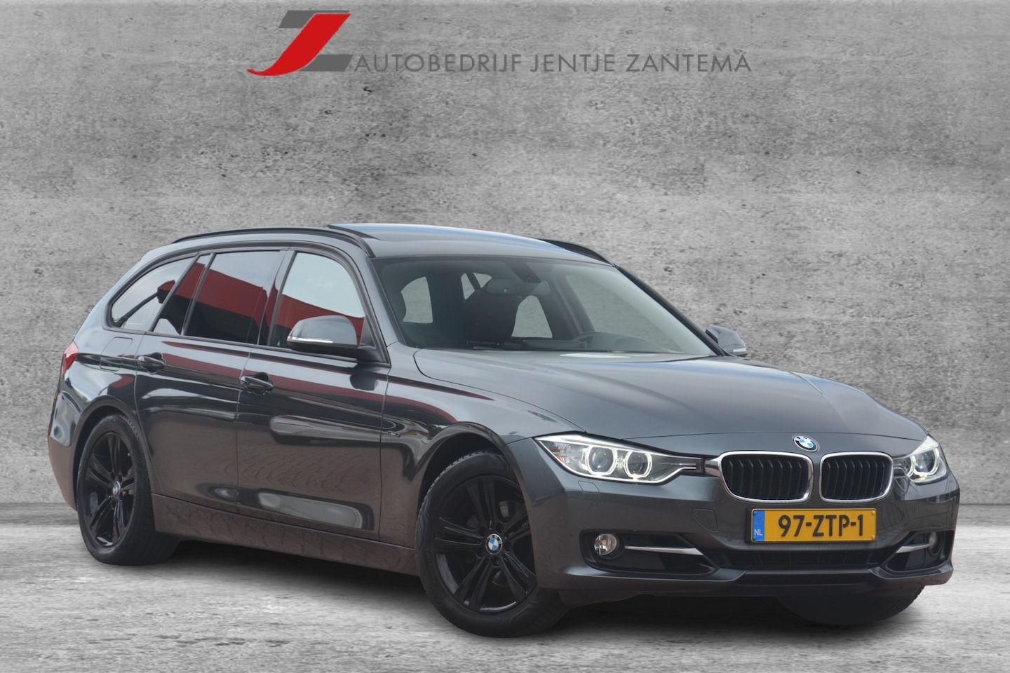 BMW 3-serie Touring - 320i Upgrade EditionSport-line | Navigatie | Panoramadak | Harman-Kardon L7 | Sportstoelen - AutoWereld.nl