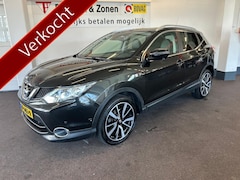 Nissan Qashqai - 1.2 Tekna Automaat | Panoramadak | Lederen bekleding | Trekhaak | 360 Camera | Keyless ent