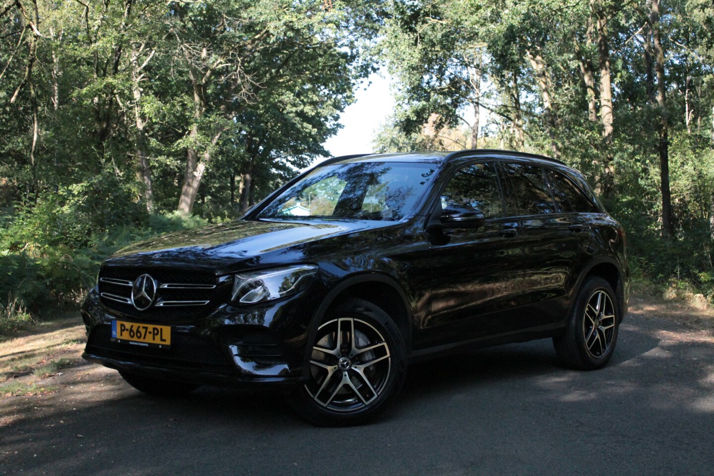 Mercedes-Benz GLC-klasse - 350e 4MATIC Business Solution AMG | Pano | Carplay | Trekhaak - AutoWereld.nl