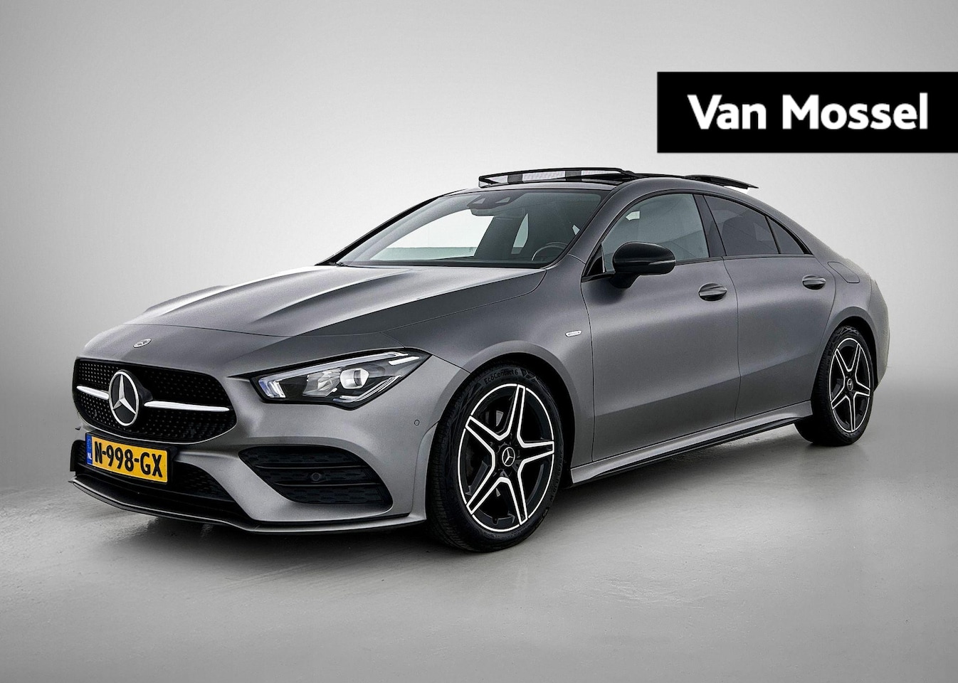 Mercedes-Benz CLA-Klasse - 200 Premium Plus | WORDT VERWACHT | EDITION | PANORAMADAK | SFEERVERLICHTING | DODEHOEKSEN - AutoWereld.nl