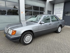 Mercedes-Benz 200-500 (W124) - 230 E