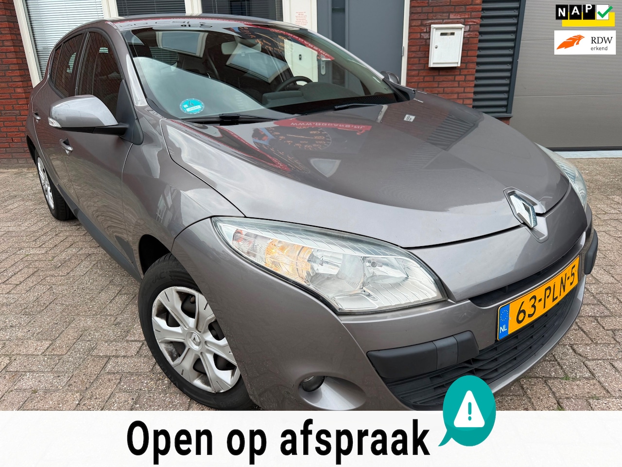 Renault Mégane - 1.6 Expression / Navi / Airco / Cruise / 5DRS / NAP - AutoWereld.nl