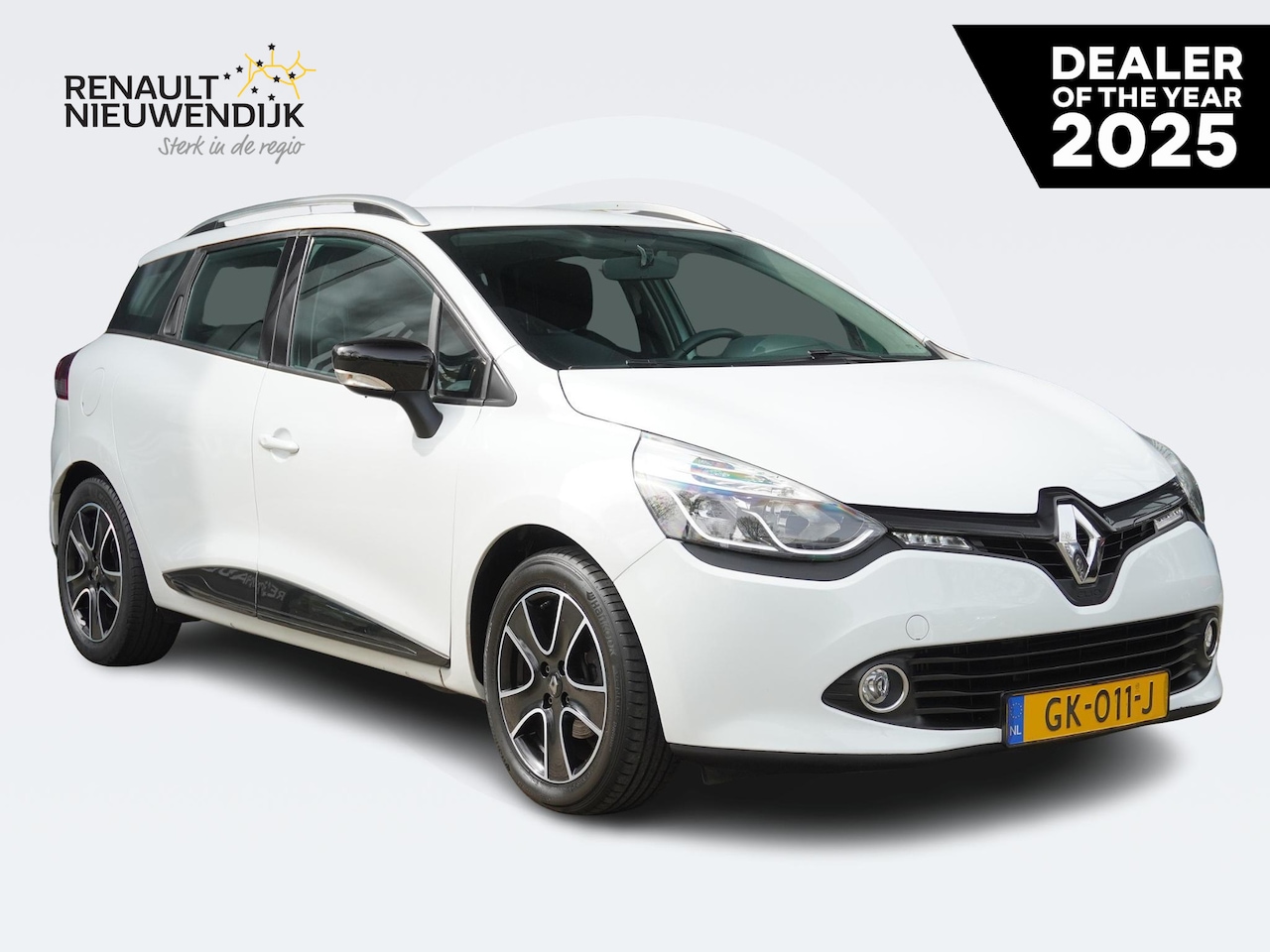 Renault Clio Estate - TCe 90 Expression / NAVI / DAKRAILS / AIRCO / CRUISE / BLUETOOTH / LEDER STUUR / 16'' LMV - AutoWereld.nl
