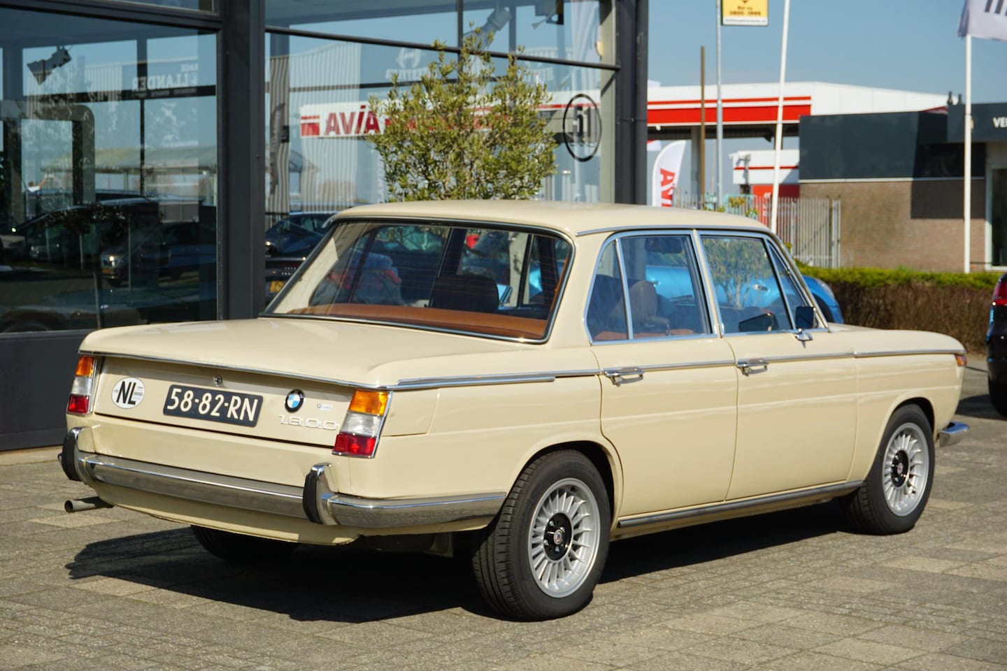 BMW 1800 - | Nieuwstaat | 2e eigenaar | NL auto - AutoWereld.nl