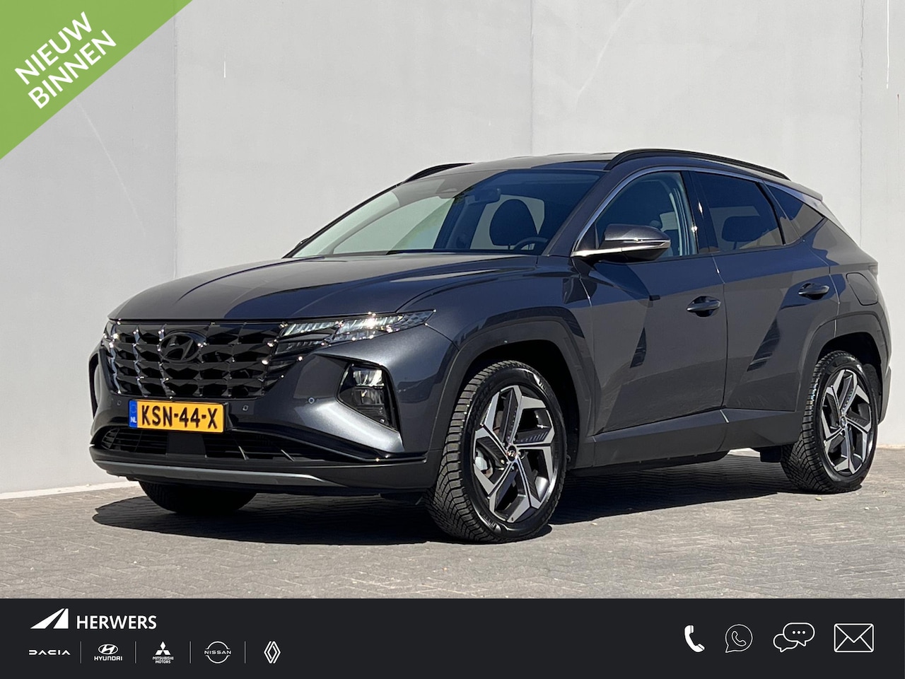 Hyundai Tucson - 1.6 T-GDI PHEV Comfort Smart 4WD / Fabrieksgarantie tot 06-2028 / Dealer onderhouden / Nav - AutoWereld.nl