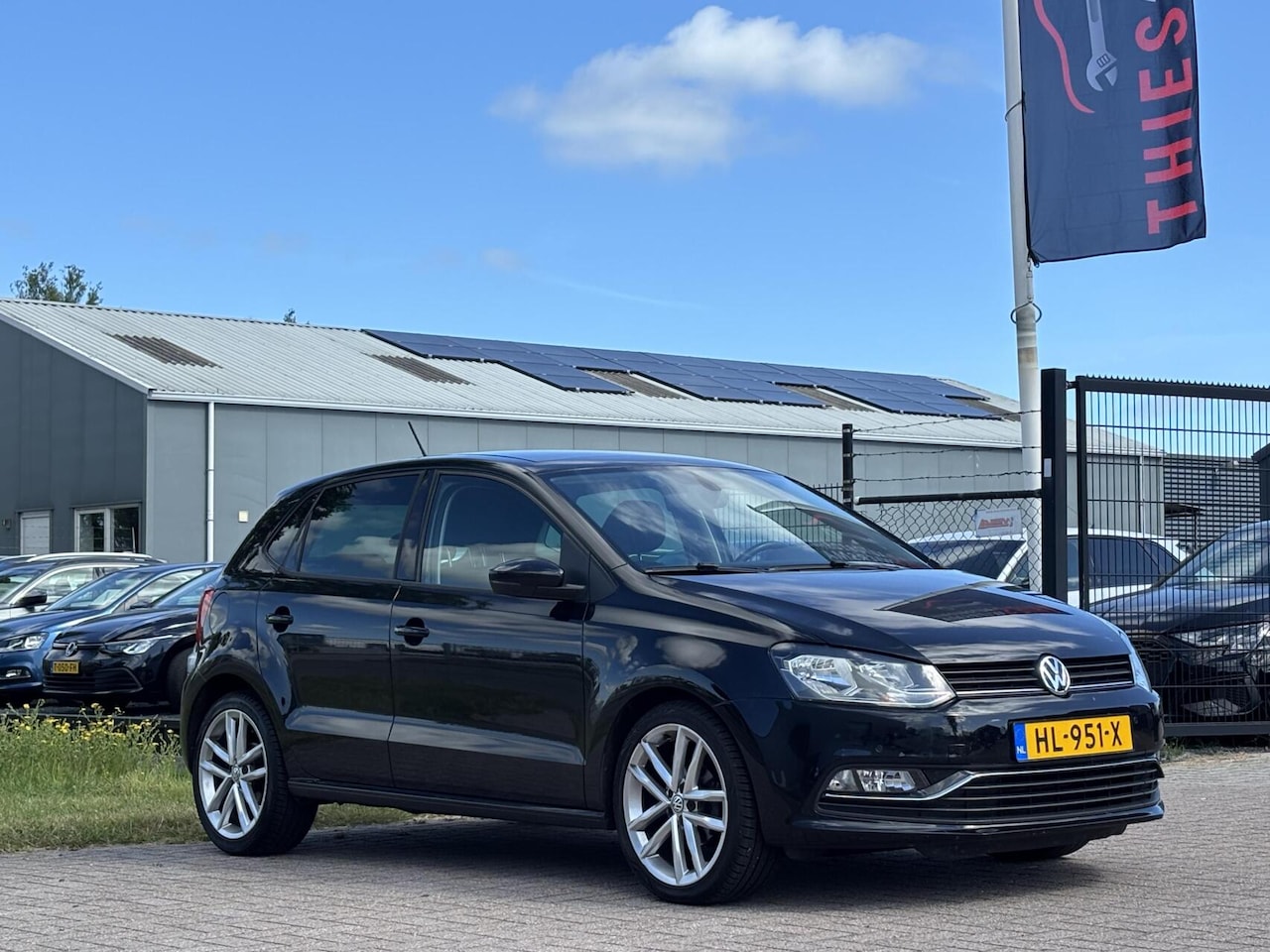 Volkswagen Polo - 1.2 TSI Edition R cruise pano apple carplay - AutoWereld.nl