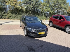 Skoda Octavia Combi - 1.0 TSI Greentech Business Edition TREKHAAK STOELVERWARMING PDC