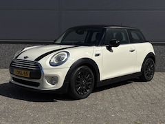 MINI 3-Deurs - 1.5 Cooper First Born Edition - Cruise Control - Keyless - Navigatie