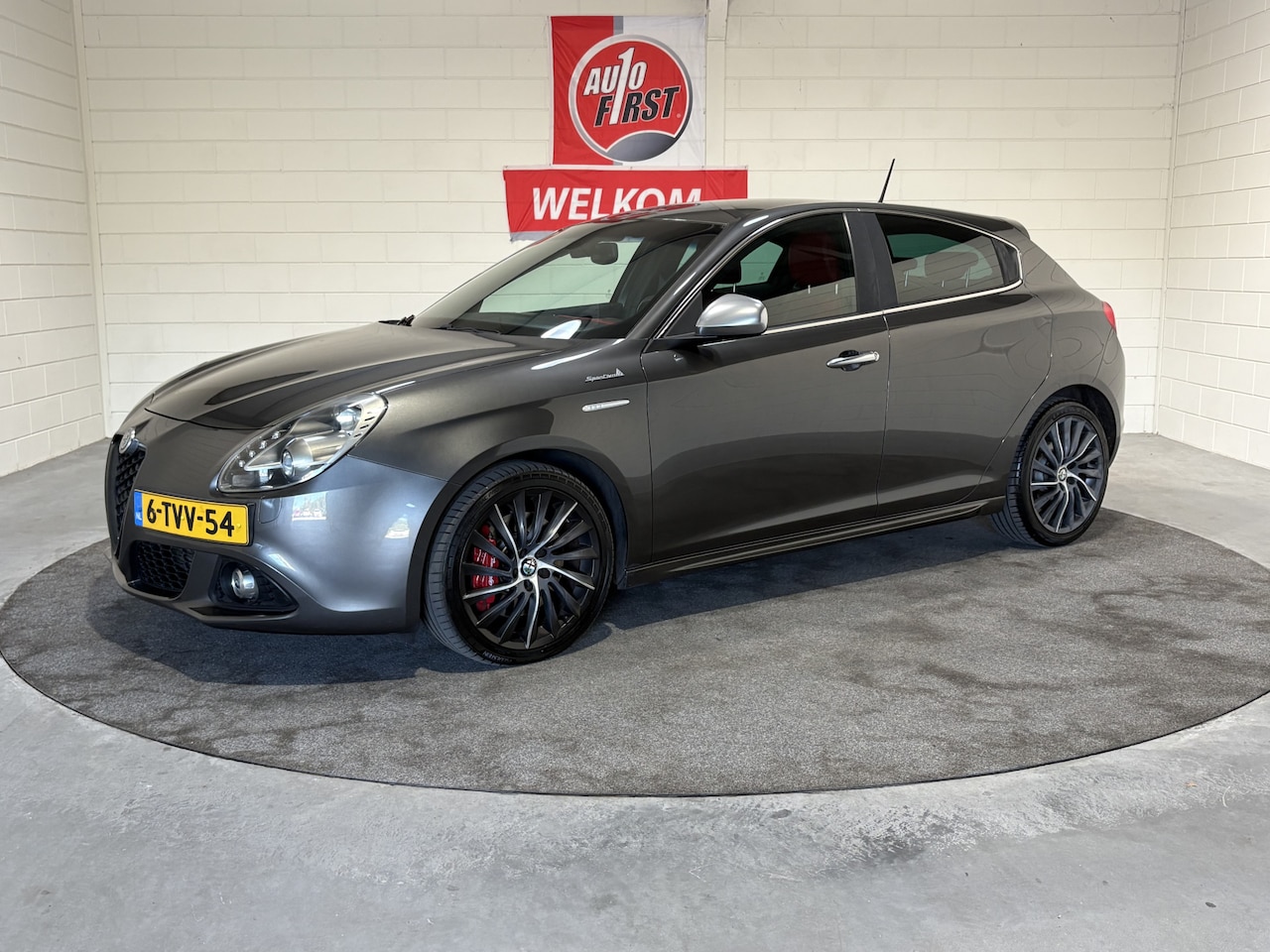 Alfa Romeo Giulietta - 1.4 T Exclusive 1.4 T Exclusive, Bose, Clima, Cruise, Leder, Navi, 18 inch, Blue tooth, Parkeersensoren, P - AutoWereld.nl