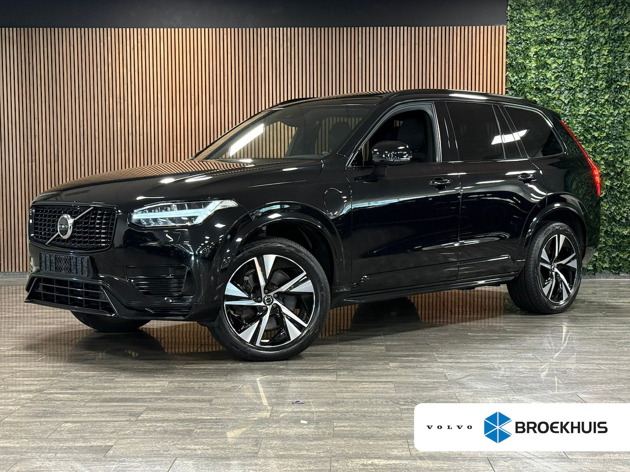 Volvo XC90 - T8 AWD Recharge R-Design Long Range | Harman Kardon | 455pk | Schuifdak | Adaptieve Cruise - AutoWereld.nl