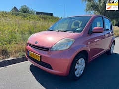 Daihatsu Sirion 2 - 1.0-12V Premium 1e eigenaar lage km