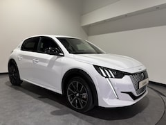 Peugeot e-208 - EV GT 50 kWh | Apple Carplay/Android Auto | Voorstoelen verwarmd | Sport interieur