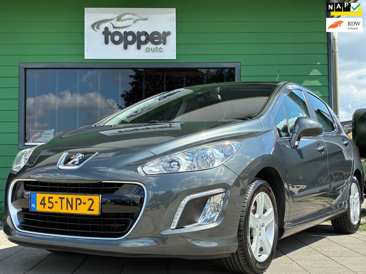 Peugeot 308 - 1.6 VTi Active|2e Eigenaar|Navigatie|Panoramadak|Climatronic|CruiseControl|Trekhaak| - AutoWereld.nl