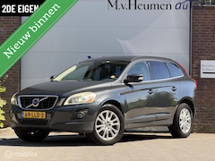 Volvo XC60 - 2.4D 176PK Momentum 5 Cilinder Stoelverwarming Trekhaak