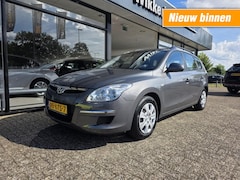 Hyundai i30 CW - I30cw 1.6I ACTIVE COOL AIRCO/TREKHAAK