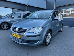 Volkswagen Touran - 1.4 TSi met trekhaak, airco, APK 07-2027