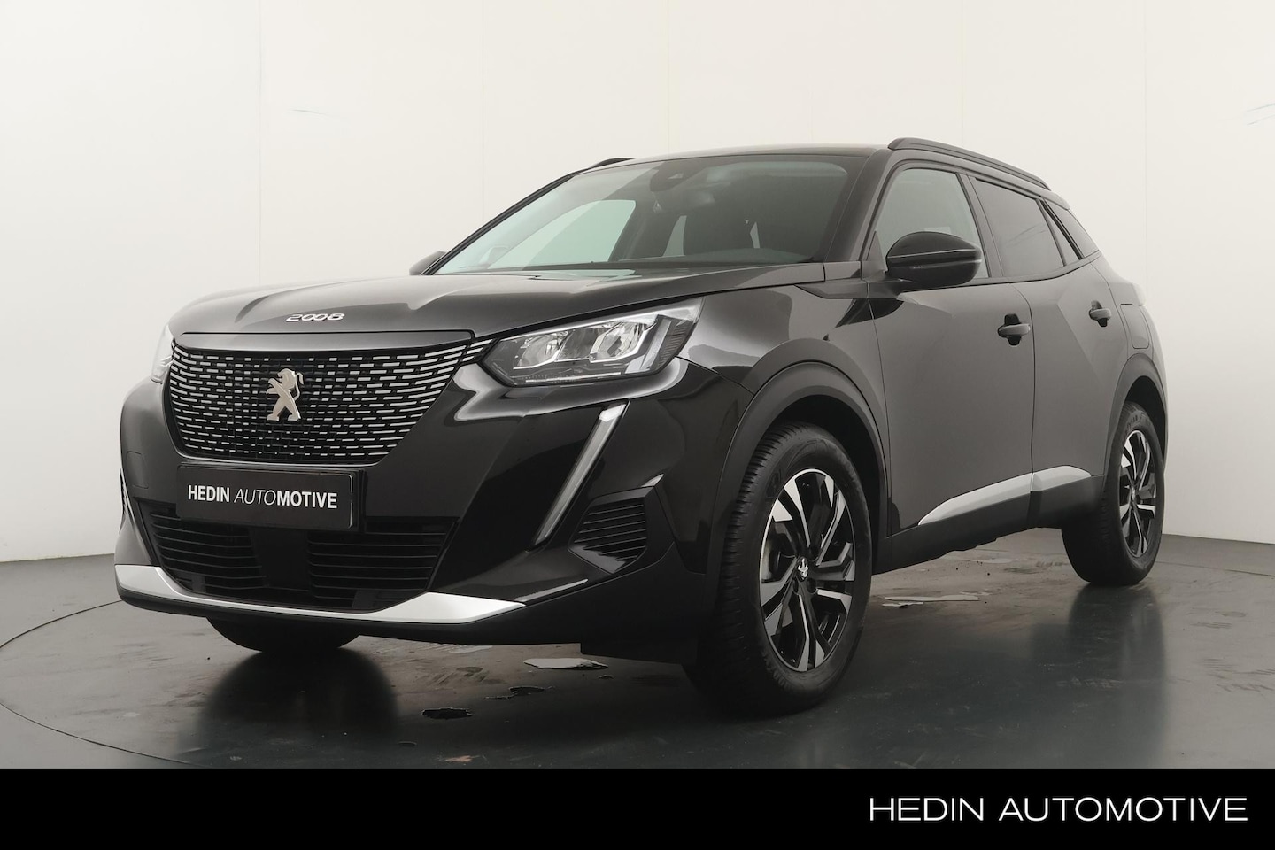 Peugeot 2008 - 1.2 100pk Allure Pack | Navigatie | Parkeer Camera | Cruise Control | Parkeer Sensoren Ach - AutoWereld.nl
