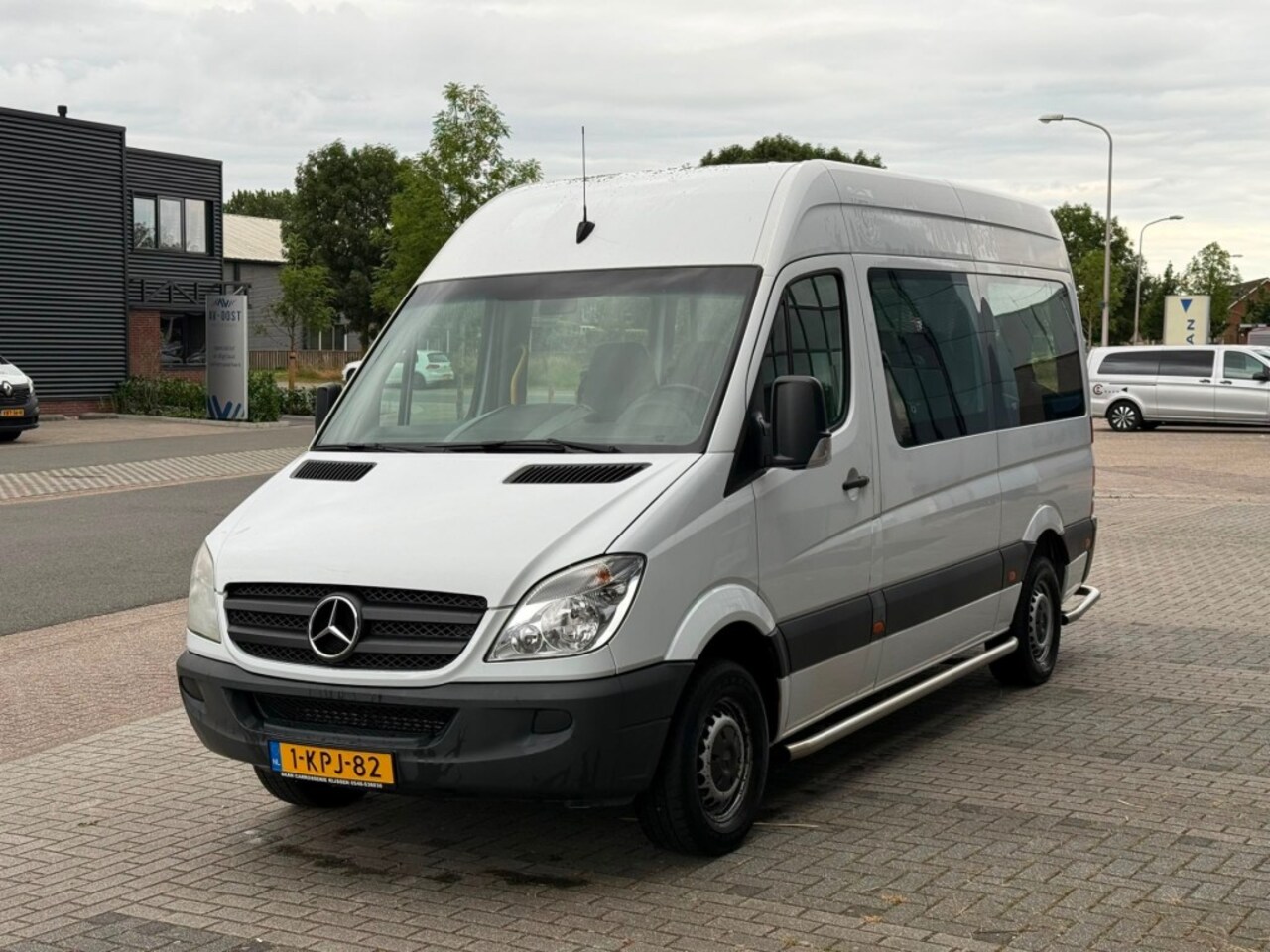 Mercedes-Benz Sprinter - 313 cdi L2H2 9 persoons Rolstoelbus met lift - AutoWereld.nl