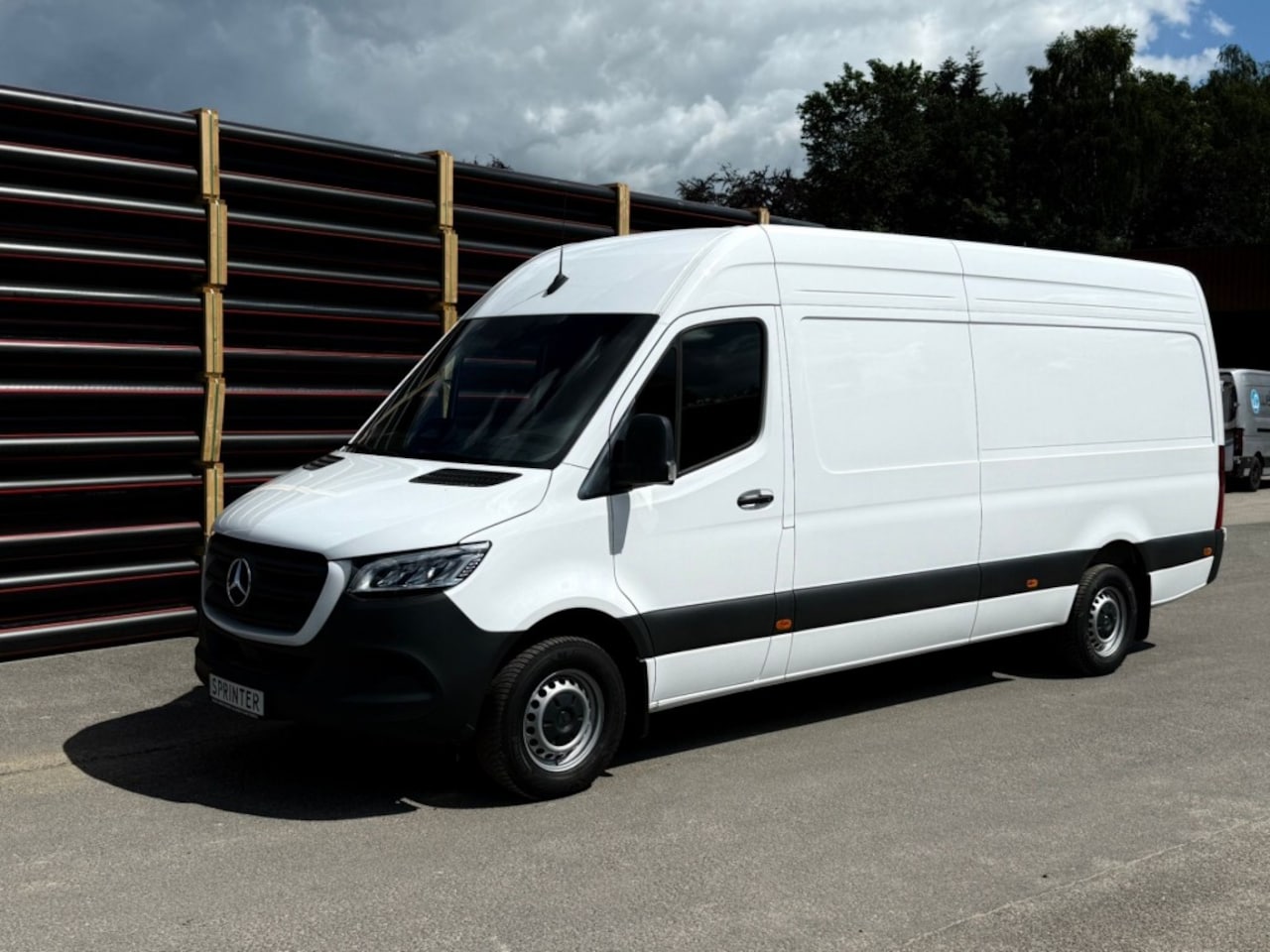Mercedes-Benz Sprinter - 319 CDI L3H2 Automaat / Trekhaak - AutoWereld.nl