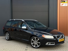 Volvo V70 - 2.0T R-Edition|Navi|Stoelverwarming|Parkeersensoren|Climate Control|Cruise Control