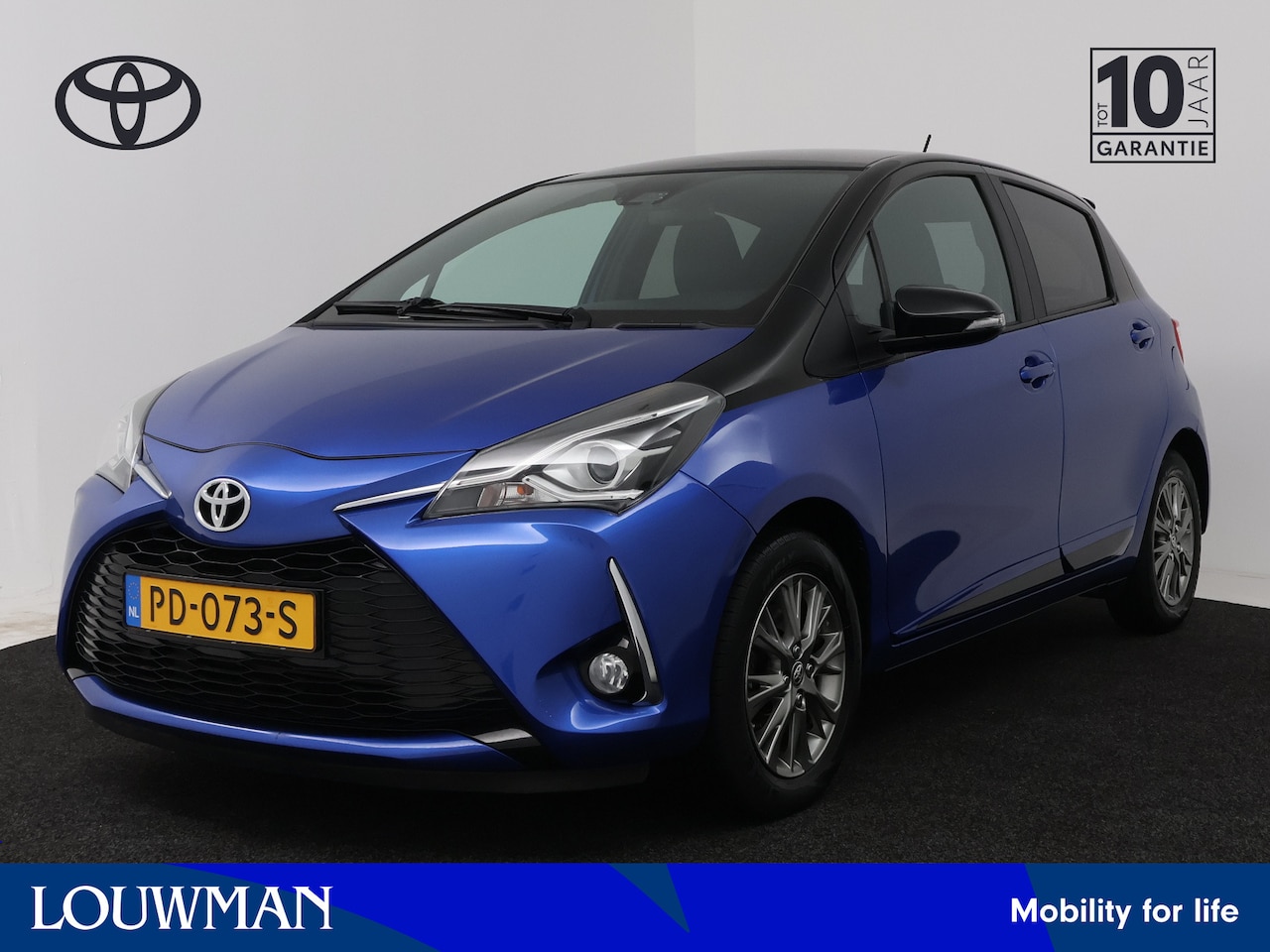 Toyota Yaris - 1.5 VVT-i Bi-Tone | Navigatie | - AutoWereld.nl