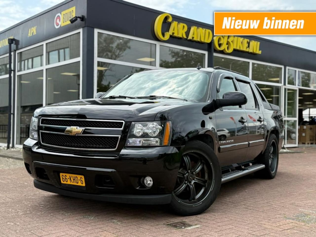 Chevrolet Avalanche - 5.3 Benzine geel kenteken! - AutoWereld.nl