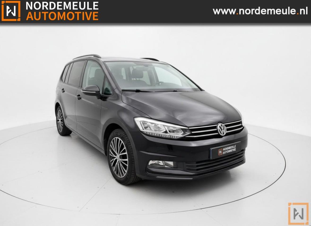Volkswagen Touran - 1.4 TSI Highline 7p 1.4 TSI HIGHLINE 7P, AUT, TREKHAAK, CARPLAY - AutoWereld.nl