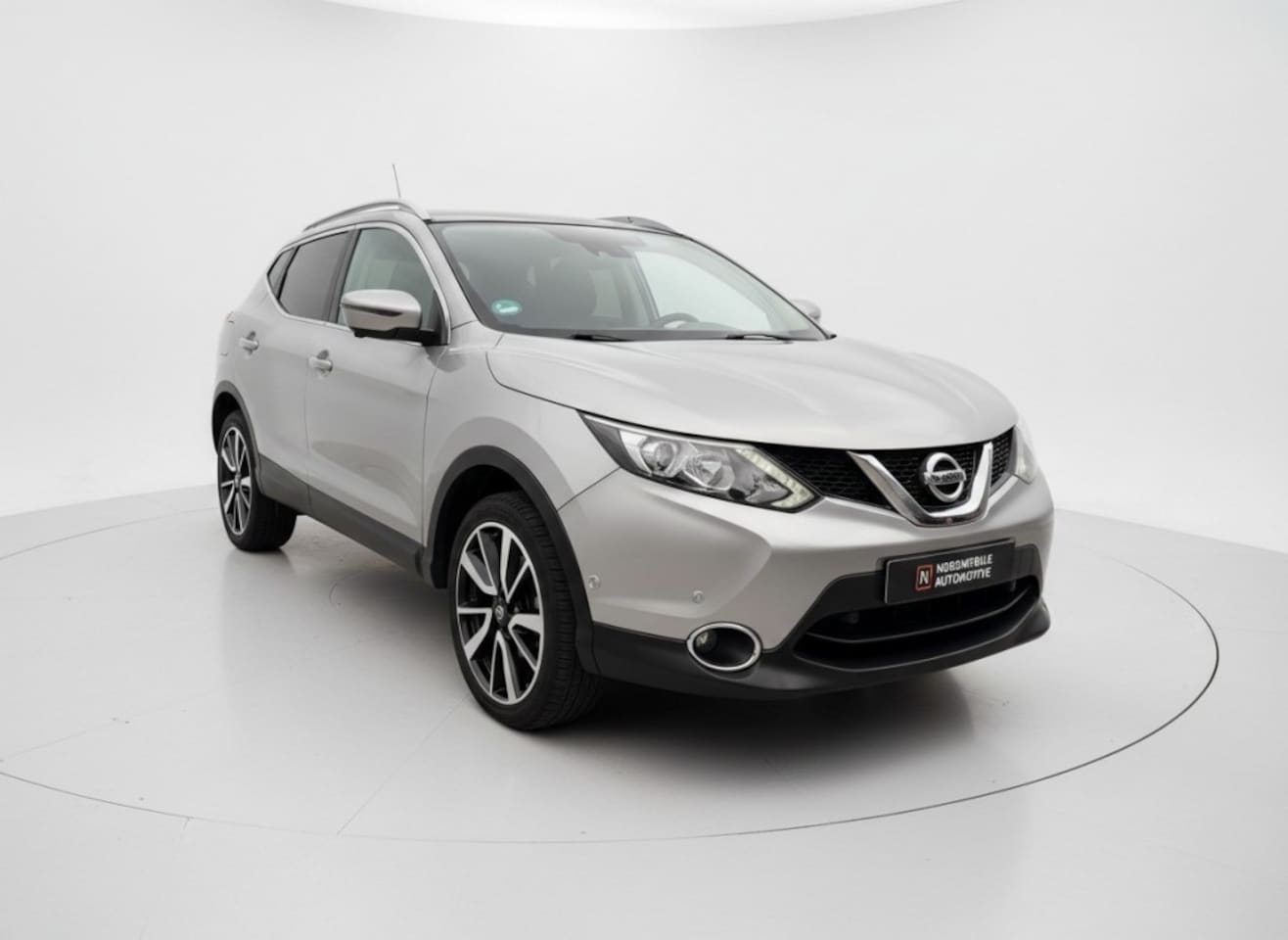 Nissan Qashqai - 1.2 Premier Edition 1.2 PREMIER EDITION, 360, PANO, TREKHAAK. - AutoWereld.nl