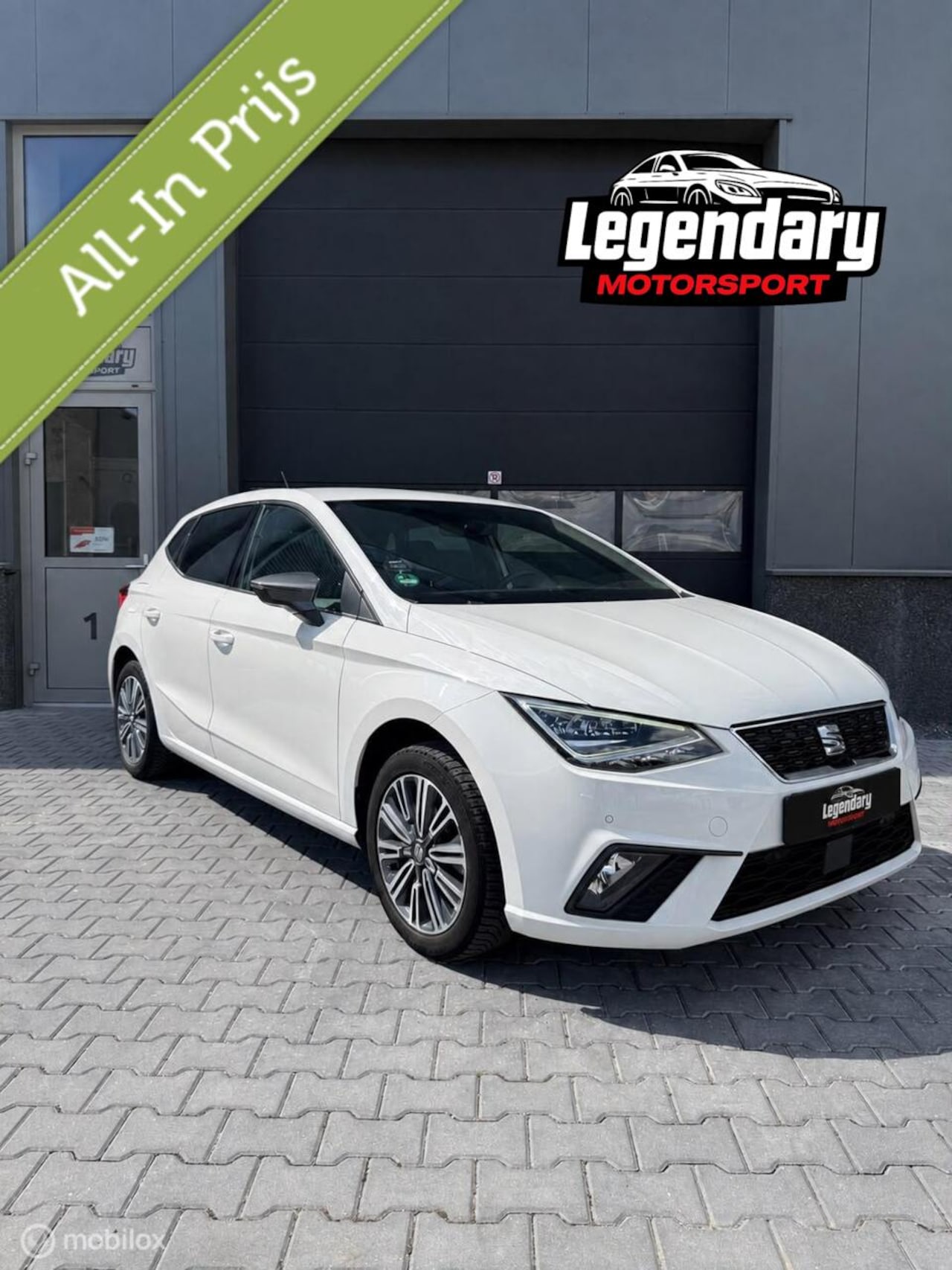 SEAT Ibiza - 1.0 TSI Excellence|CarPlay|Adap. Cruise|Stoelverw - AutoWereld.nl