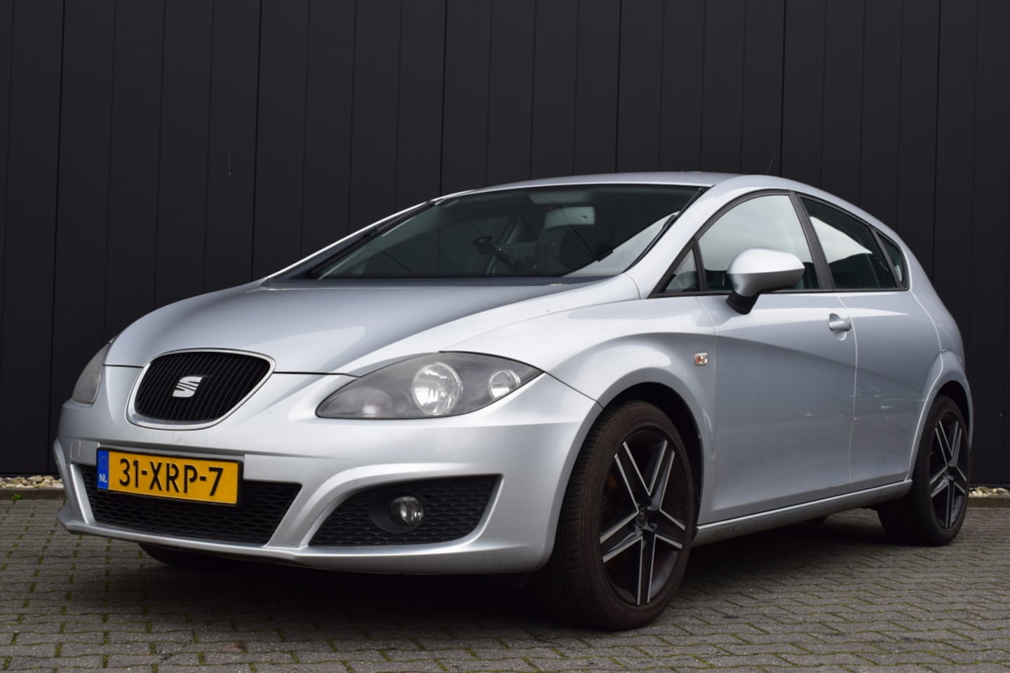 SEAT Leon - 1.4 TSI Sport ECC | Sportstoelen | Carplay | 17 Inch LMV | GEEN APK!! - AutoWereld.nl
