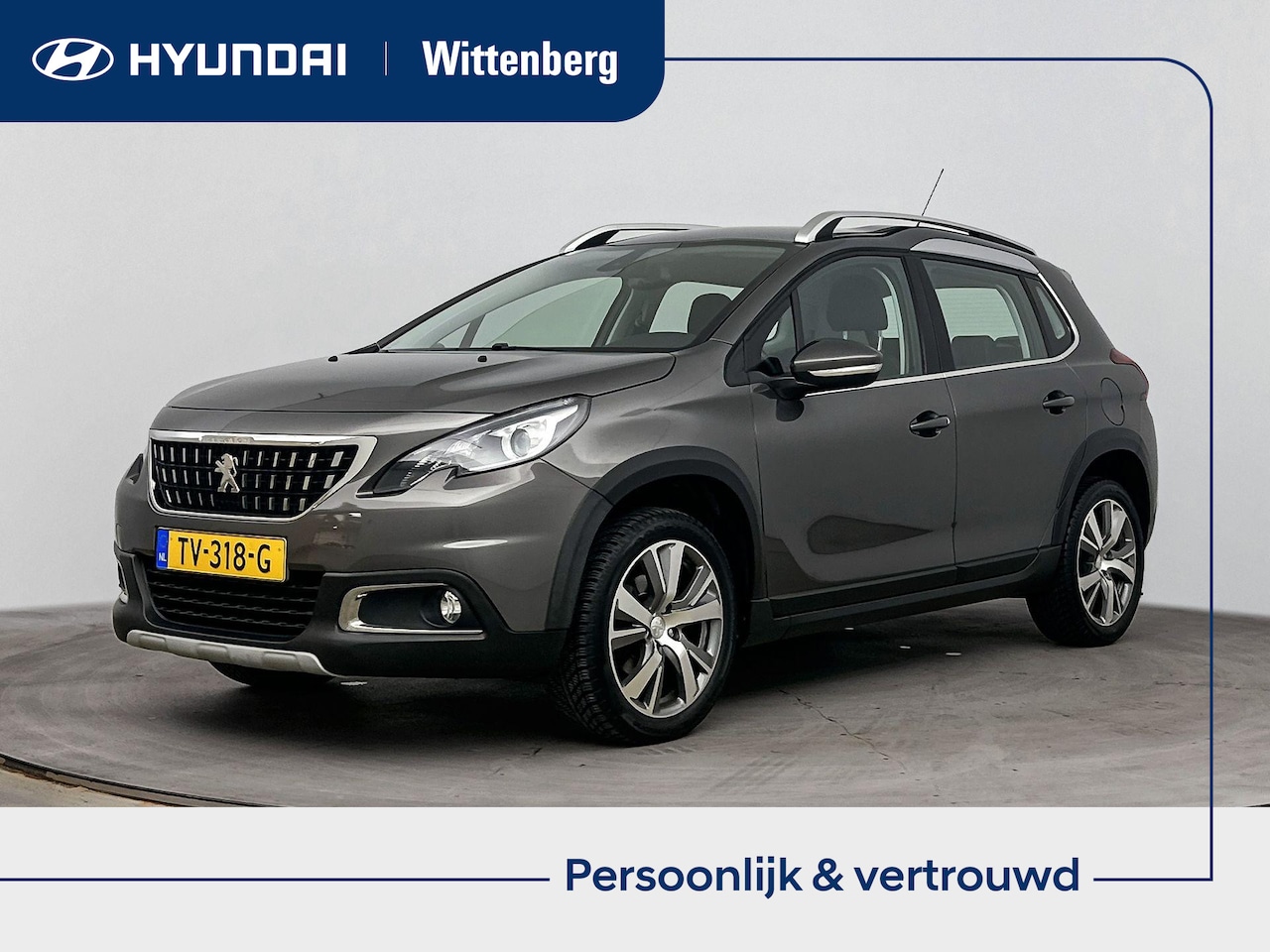Peugeot 2008 - 1.2 PureTech Allure | Navigatie | Camera | Cruise | elektrische ramen | - AutoWereld.nl