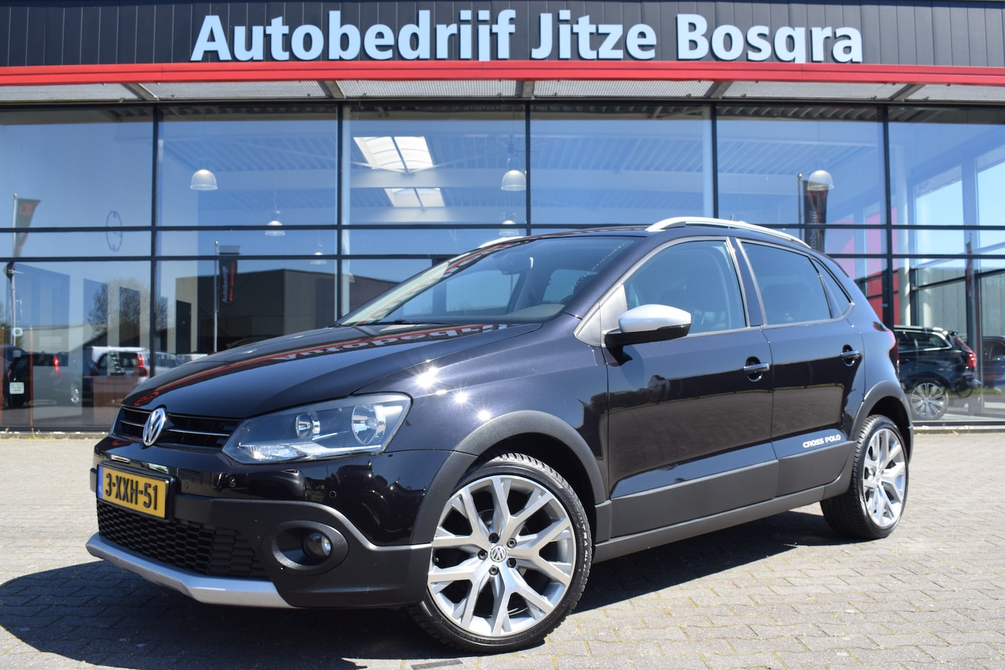Volkswagen Polo - 1.2 TSi Cross ECC | Telefonie | Sportstoelen | 17 Inch LMV | Volledig Onderhouden!! - AutoWereld.nl