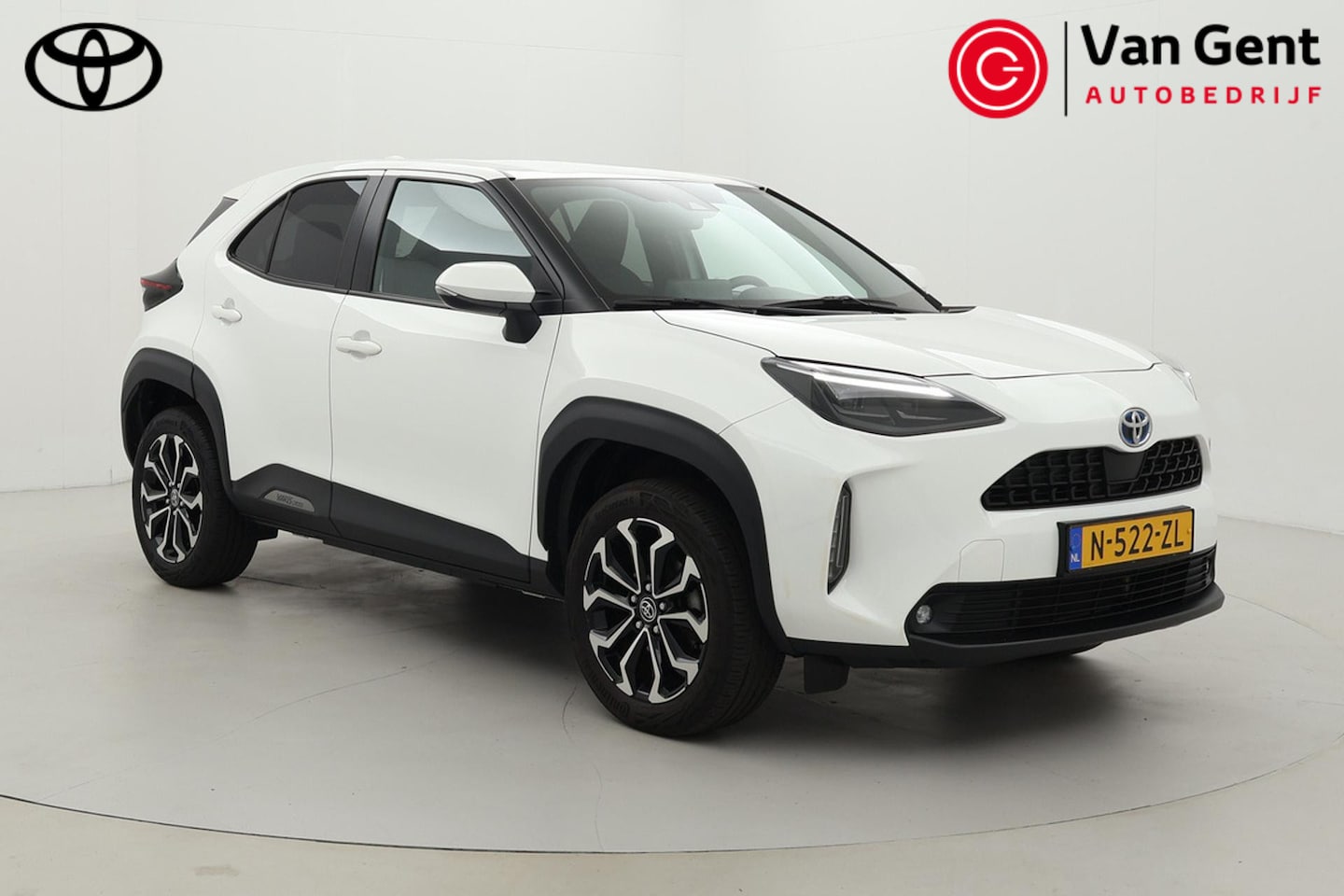 Toyota Yaris Cross - 1.5 Hybrid First Edition | Trekhaak | Apple Carplay / Android Auto | Keyless | Adaptive Cr - AutoWereld.nl