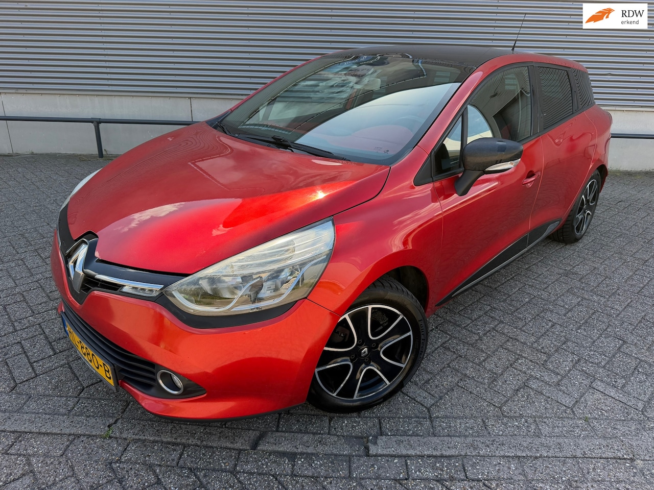 Renault Clio Estate - 1.5 dCi ECO Dynamique 1.5 dCi ECO Dynamique - AutoWereld.nl