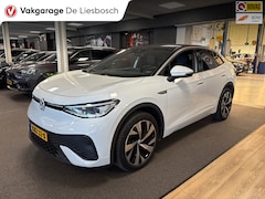 Volkswagen ID.5 - Pro 77 kWh / Soh 95, 2 / warmtepomp / trekhaak / head up / memory / carplay