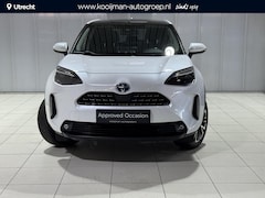 Toyota Yaris Cross - 1.5 Hybrid Executive Panoramadak, Stoelverwarming, 18'' LM met all season banden , Complee