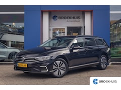 Volkswagen Passat Variant - 1.4 TSI PHEV GTE Business | ACC | Stoelverwarming | Camera | LED Matrix | 17'' | | Achteru
