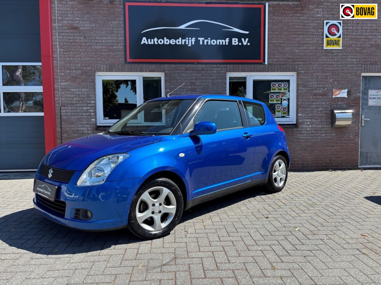 Suzuki Swift - 1.5 AUTOMAAT - AIRCO - KEYLESS GO..!! - AutoWereld.nl