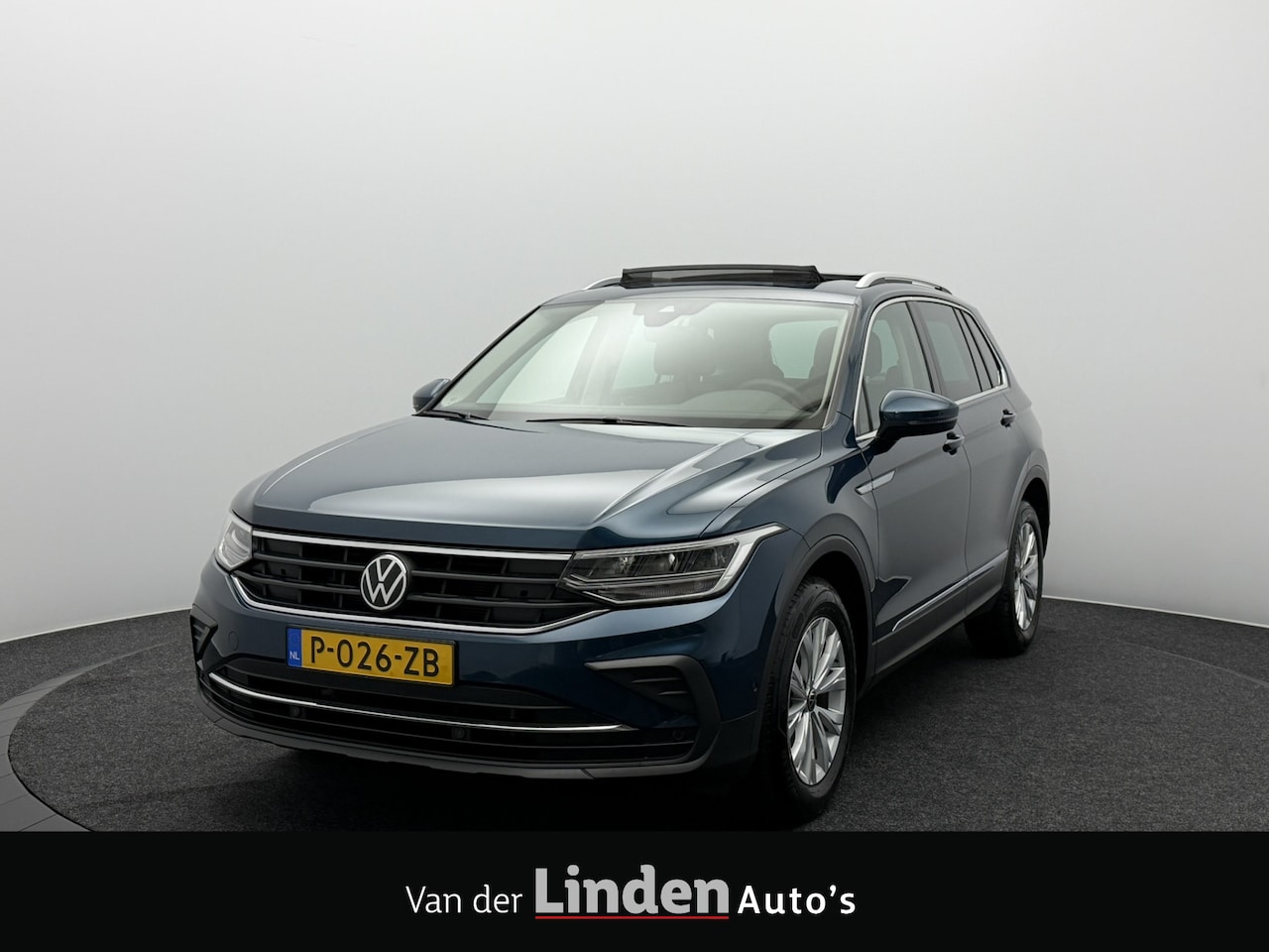 Volkswagen Tiguan - 1.5 TSI 150PK Life | Panoramadak | Camera | Stoel/Stuurverwarming | Adaptive Cruise Contro - AutoWereld.nl