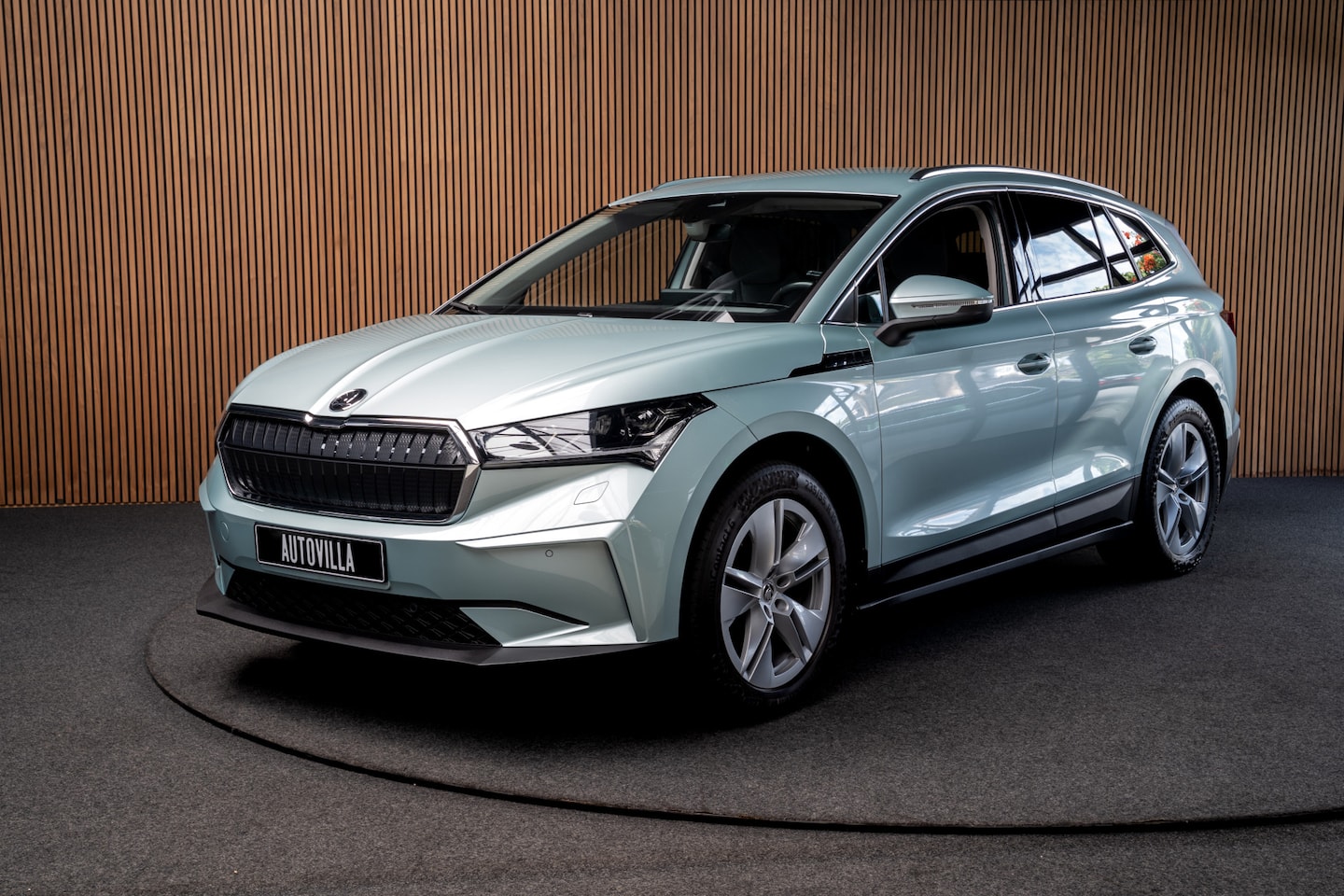 Skoda Enyaq iV - 80 SOH: 91,7% Leder Memory Camera Elektr. trekhaak Warmtepomp Navi Climate voor & achter S - AutoWereld.nl