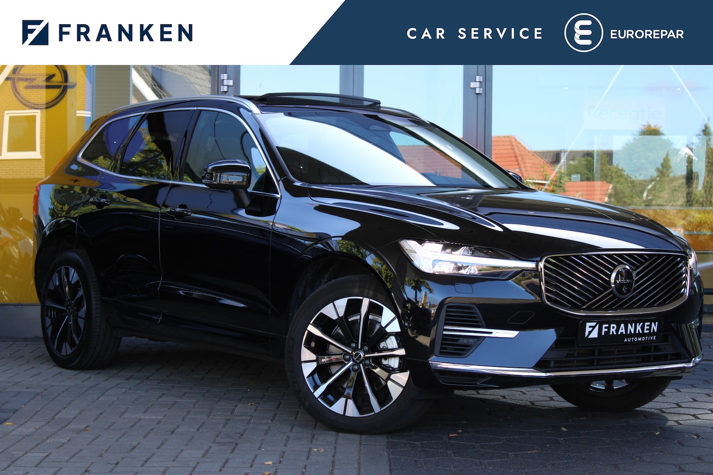 Volvo XC60 - 2.0 T8 Plug-in hybrid AWD Ultra Bright | Luchtvering | Massage | H/K | Head-Up - AutoWereld.nl