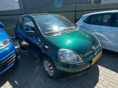 Toyota Yaris - 1.3-16V VVT-i Luna NL AUTO & NAP KM.s