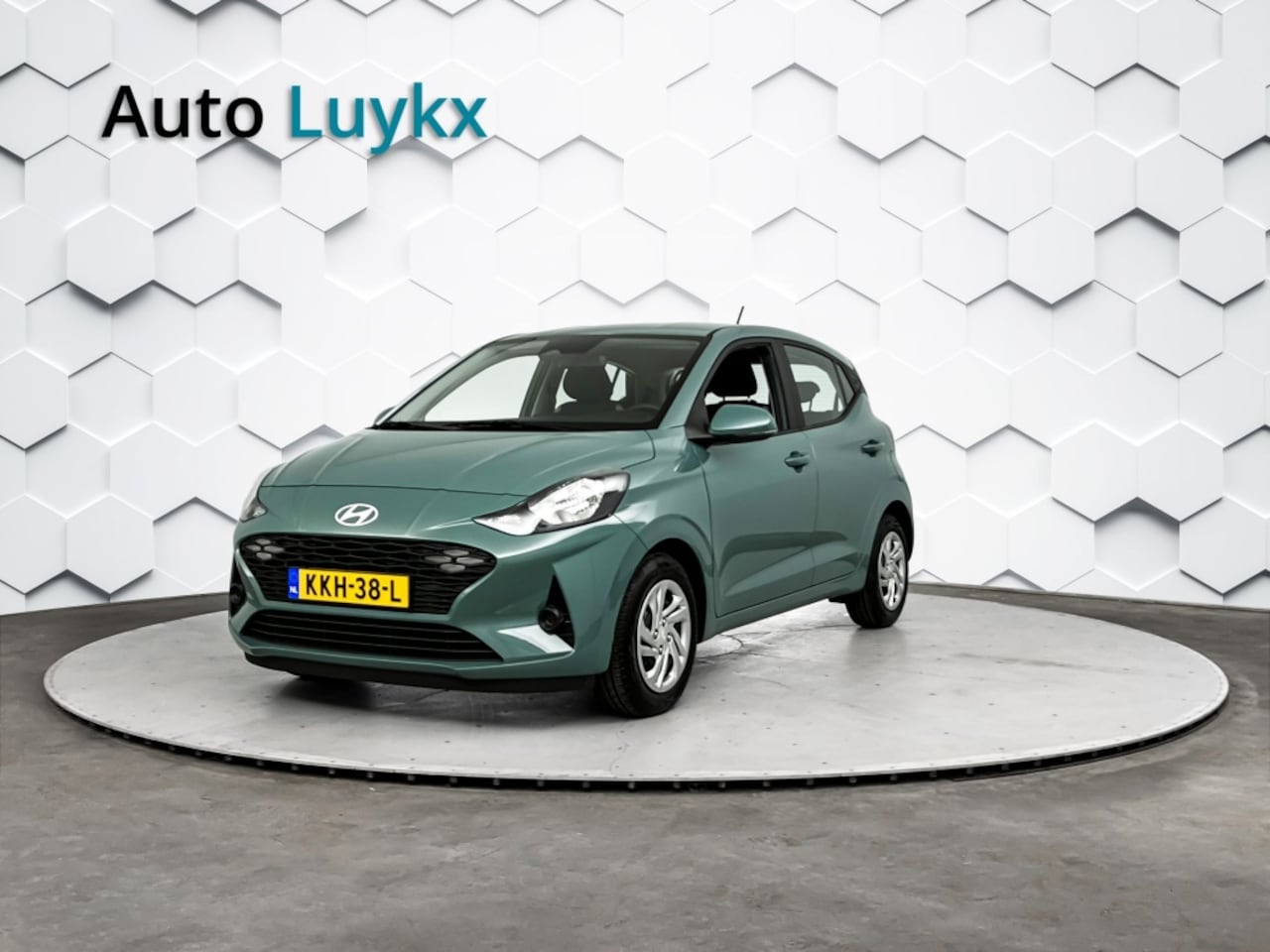 Hyundai i10 - 1.0 Comfort Smart Automaat | Navigatie | Parkeercamera | Parkeersensoren - AutoWereld.nl