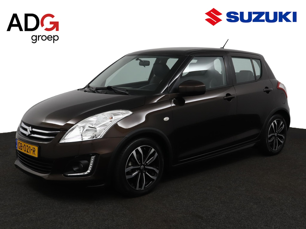 Suzuki Swift - 1.2 Style EASSS | Airco | Central deurvergrendeling | Half lederen bekleding | Licht metal - AutoWereld.nl