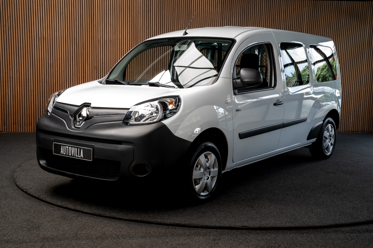 Renault Kangoo - Z.E. 33 Maxi (ex. accu) 91,1% Aut. 1e eigenaar Airco 1x Schuifdeur BTW auto - AutoWereld.nl
