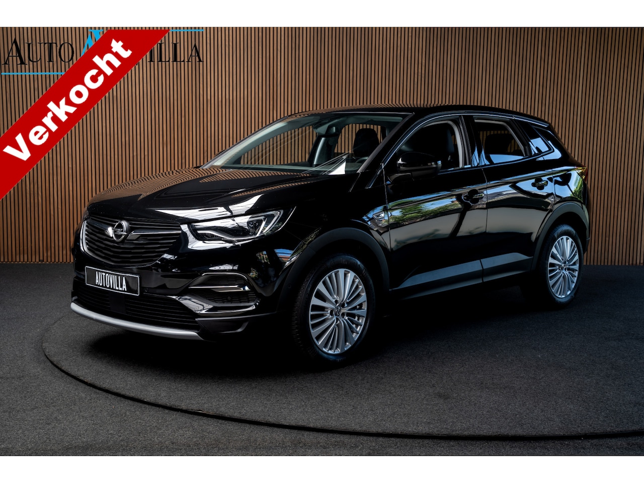 Opel Grandland X - 1.2 Turbo Aut. Leer Navi Camera PDC Climate Stoelverwarming voor en achter Stuurverwarming - AutoWereld.nl