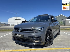 Volkswagen Tiguan - 2.0 TDI 4Motion R-Line|CARPLAY|PANO|DSG|